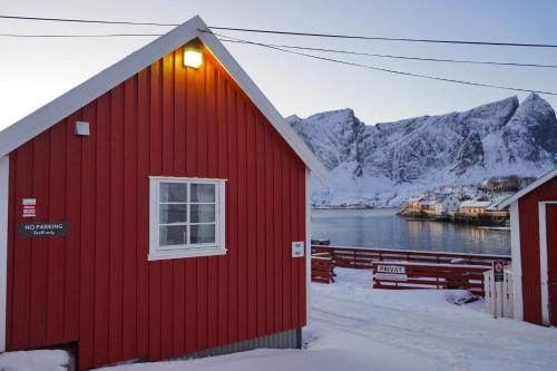 Anitas Waterfront Cabins