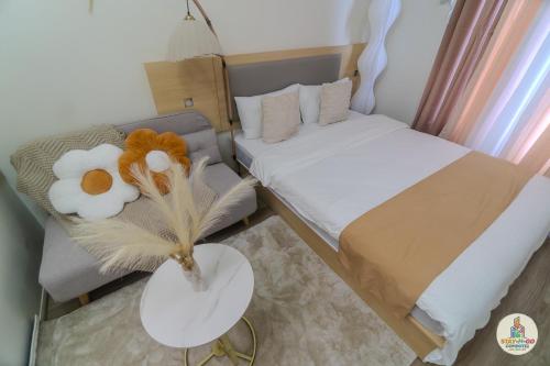 THE MEDIAN condo near IT PARK