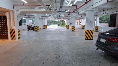 Royal Oceancrest Panglao near airport and beach