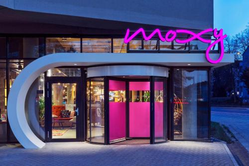Moxy Düsseldorf Süd