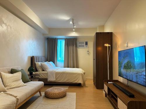 Studio Unit at Mplace