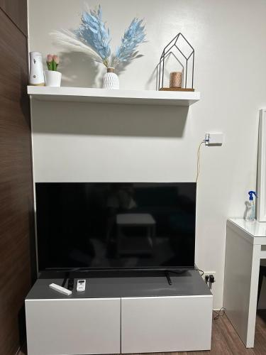 Amenity View at Air Residences Condo, Ayala Ave Makati