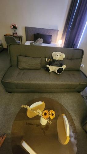 Empress Suite SMDC Hope Residences CONDOTEL with UNLIWIFI