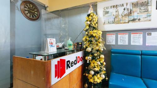 V-Cat Apartelle by OYO Rooms