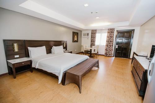 Cebu Westown Lagoon South Wing