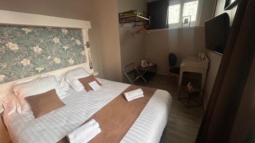 Logis Hotel Le Relais Guillaume de Normandy