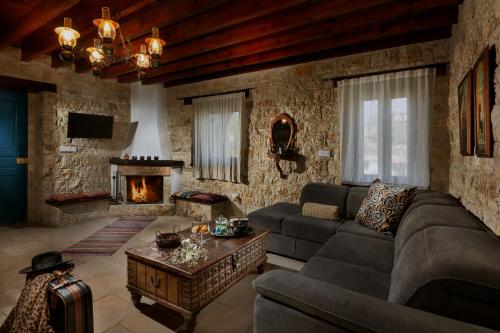 Oinoessa Traditional Boutique Guest Houses