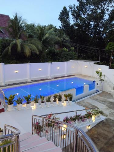 Siquijor Island Castle Resort