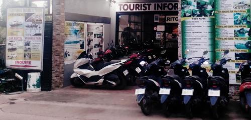 Santimart Backpackers Coron
