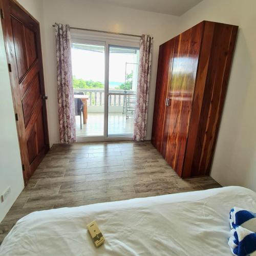 Tablas Seaview Homestay