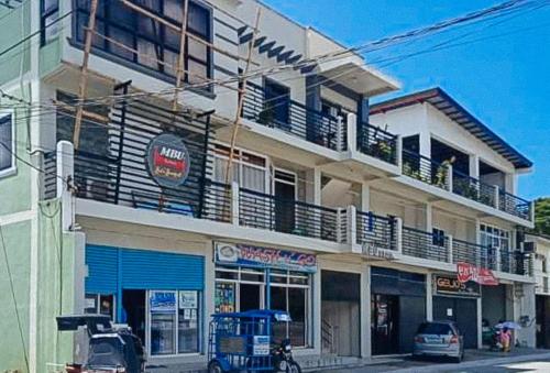 Mbu Suites Bed N Breakfast