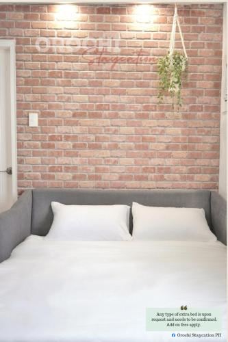 Rocca 1 Bedroom Boutique Suite w Balcony Mesaverte Residences