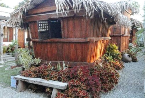 RedDoorz Hostel @ Deomar Hometel & Farm Cafe Vigan Ilocos