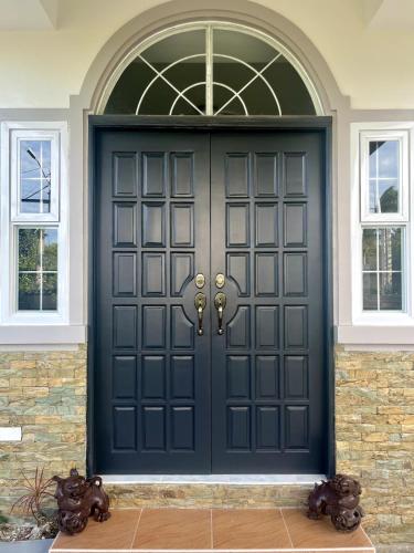 4BR Tagaytay House Staycation near Sky Ranch