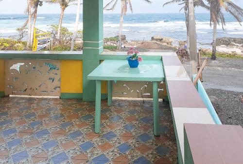 Precious Dem Beach Resort Pagudpud By RedDoorz