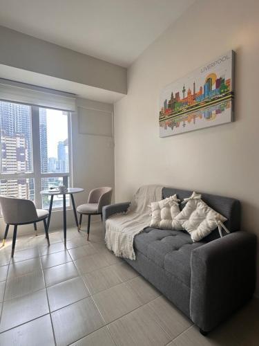 Welcome to Jade Place at Pioneer Woodlands