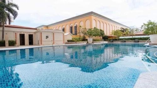 St Mark Residences Venice Mckinley Hill Taguig