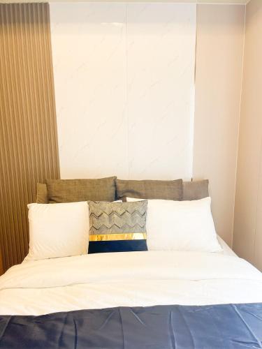 Luxurious 2BR with Manila Bay Sunset II 6pax