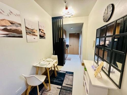 Chopper's Penthouse AT Shore 3 Near SM MOA