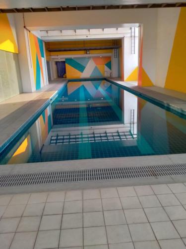 Paradise Point Staycation