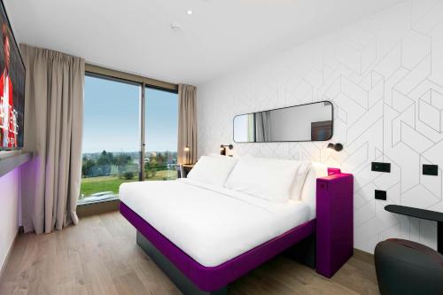 YOTEL Geneva Lake