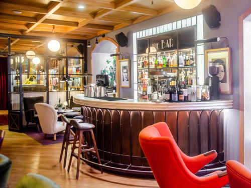 Brown's Central Hotel