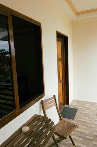 Log House Siargao , Libertad General Luna