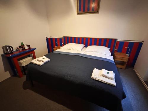 Pension Alfa & Whisky Pub