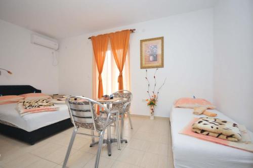Jaz Apartments