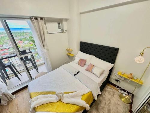 Verdon Parc Luxurious Ocean view Davao