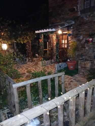 Ceira Cottage - Refúgio Romântico com Vista Serrana