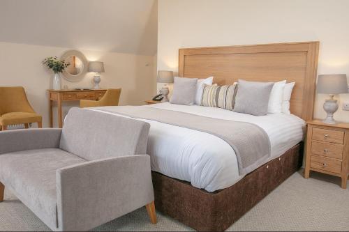 Le Strange Arms Hotel