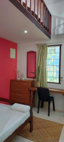 Bodhi Yoga House w Free Yoga