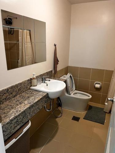 2BR Penthouse with BGC view, boardgames, videoke