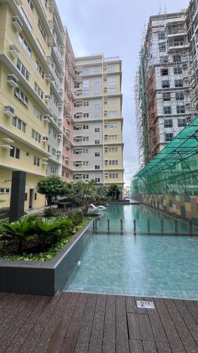 MBMJs Condo ONE Regis