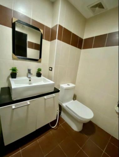 Luxury Studio Condominium at Horizon Towers