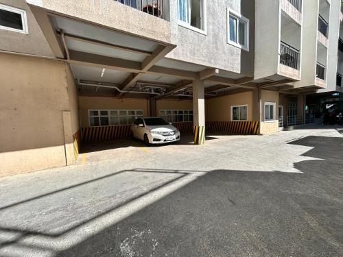 Condominium EC Accommodation