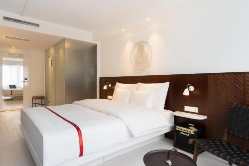 Ruby Claire Hotel