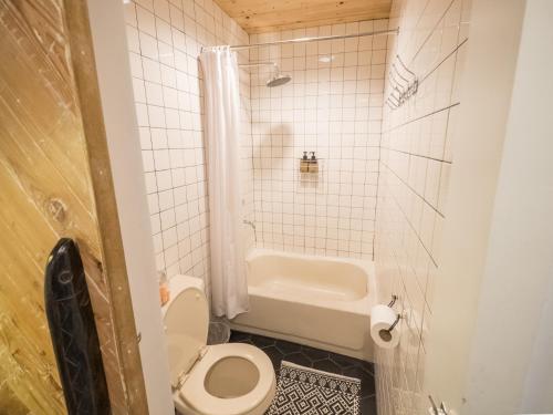 AGTA Nest Loft in Subic Bay with Self-Serve Breakfast - WiFi, Monkeys, Pet Friendly with a Fee