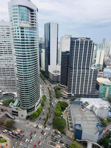 Air Residences - Elevate Escapes Makati, central location