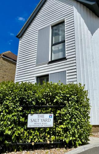 Whitstable - Salt Yard Cottage 1