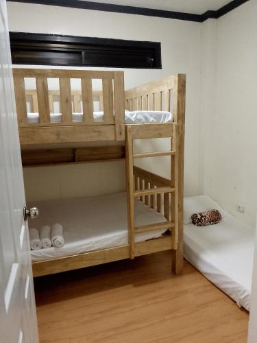 Mountain Transient Lodge