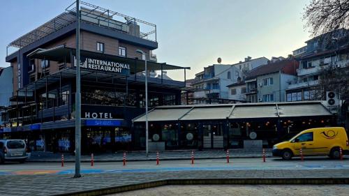 Hotel International Palace