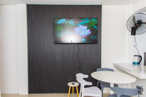 Affordable Up to 4 Pax Near Aqua Planet & Zoocobia