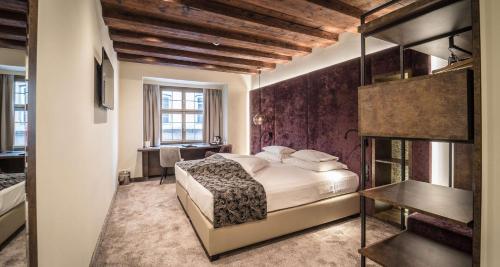 Hotel Goldener Adler, BW Signature Collection by Best Western