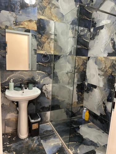 Luxury Apartments Sibiu near Station and Mall with Parking