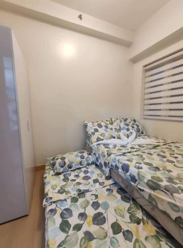 2BR Fully Furnished Condo Unit near SM Fairview