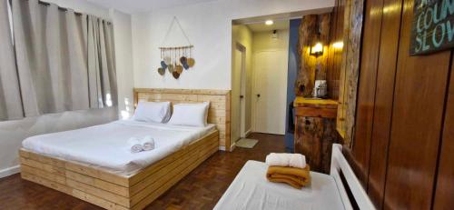 JCGA Apartments' Rustic Chic Cabins-Near Botanical Garden and SM Baguio