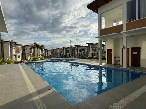 Velmiro Greens dauis Panglao - 3 bedroom apartment unit P1112