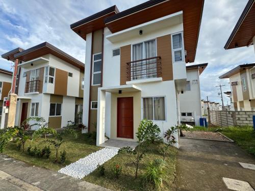Velmiro Greens dauis Panglao - 3 bedroom apartment unit P1112